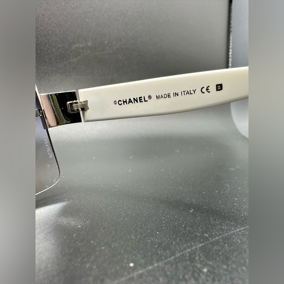 Authentic Vintage Chanel  Sunglasses White Temples Rare Vintage With Dior Case - Picture 11 of 16